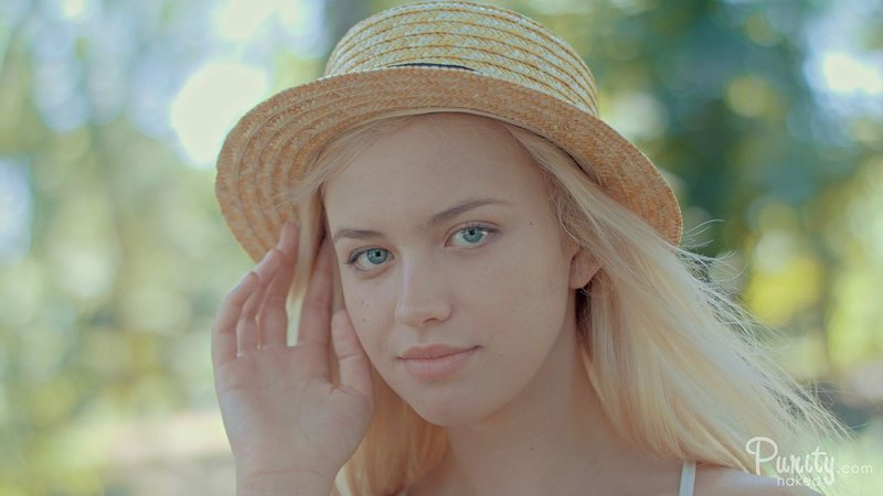 Ксюша, 22
